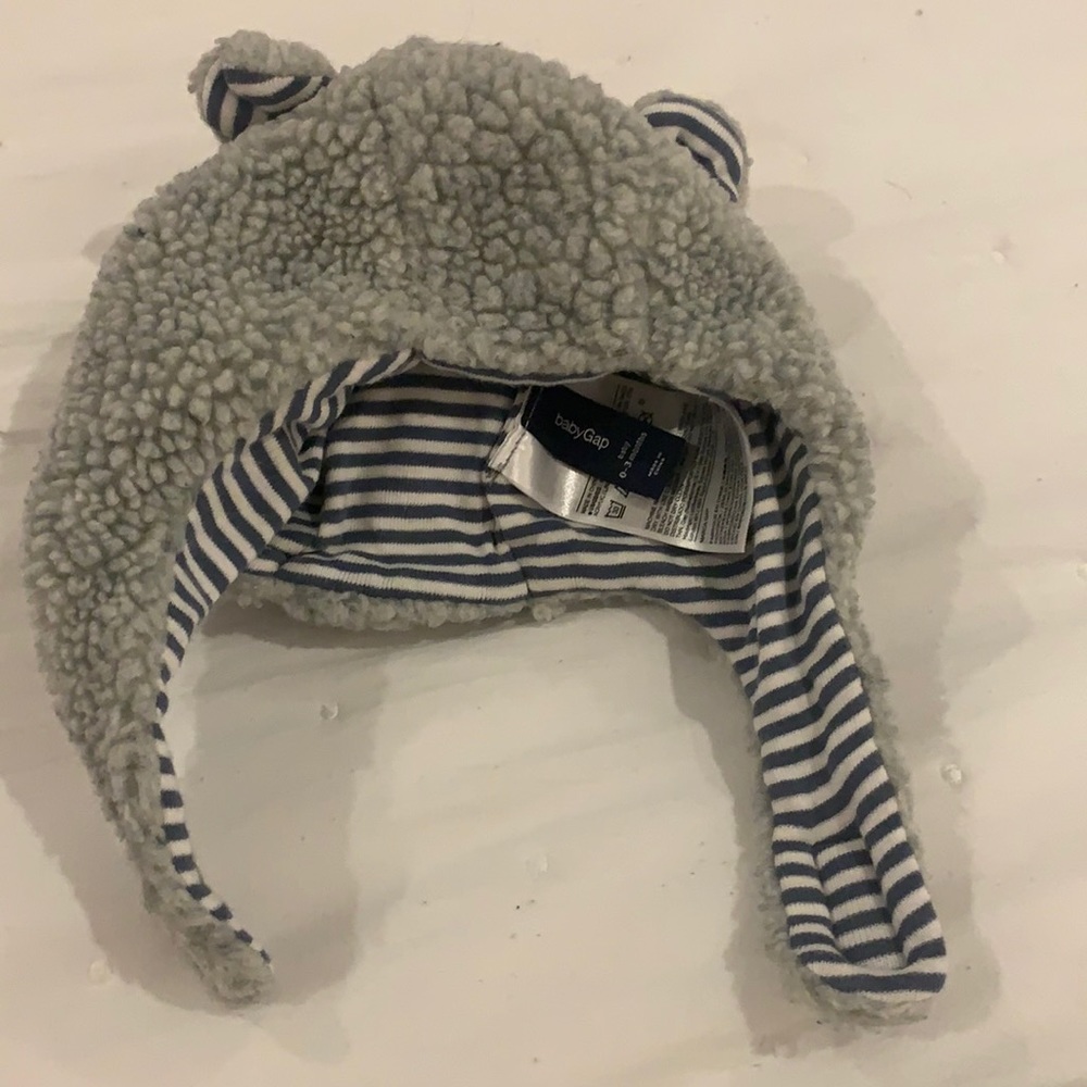 GAP BABY HAT